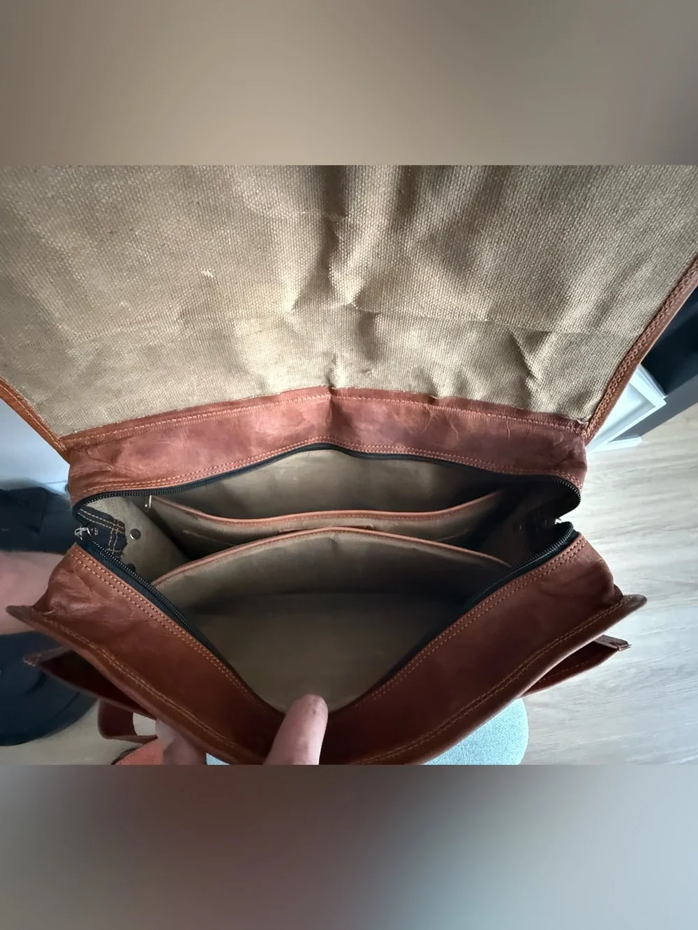 Men's Tan Leather Messenger Bag - Classic Satchel